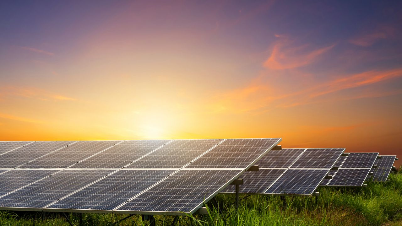 découvrez nos offres de location de terrains solaires pour vos projets d'énergie renouvelable. profitez d'emplacements stratégiques et d'un accompagnement personnalisé pour optimiser votre investissement écologique et énergétique.