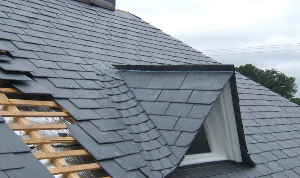 découvrez m2 toiture, votre expert en travaux de toiture. nous proposons des solutions sur mesure pour la rénovation, l'isolation et l'entretien de votre toit. faites confiance à notre équipe pour un service de qualité et un résultat durable.