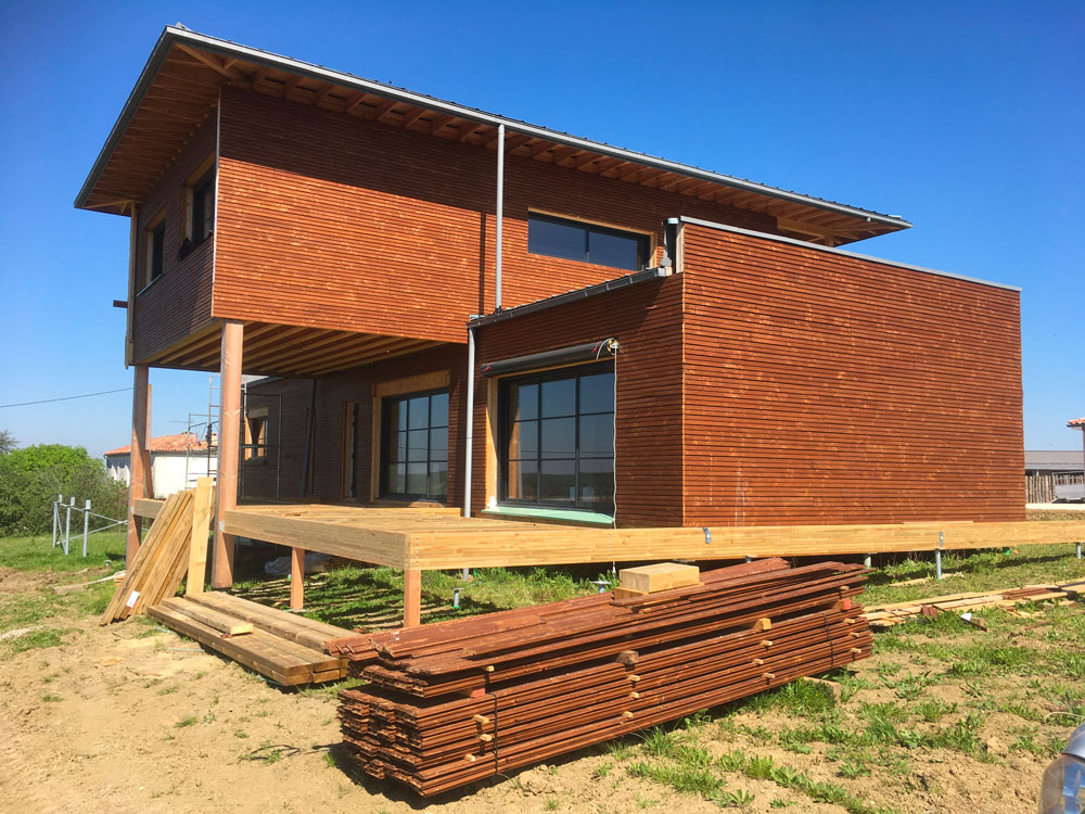 découvrez les avantages d'une maison en bois économique : construction durable, isolation thermique optimale et impact environnemental réduit. optez pour une solution écologique et économique pour votre avenir.