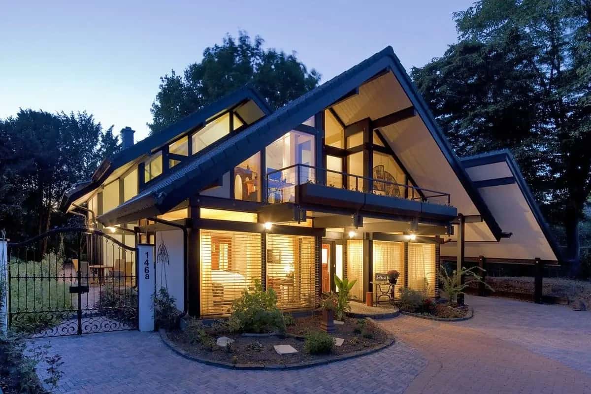découvrez notre maison passive autonome, un exemple parfait d'habitat écologique et durable. alliant confort, efficacité énergétique et respect de l'environnement, cette maison révolutionne votre façon de vivre tout en réduisant votre empreinte carbone. plongez dans l'univers des nouvelles technologies vertes et du développement durable.
