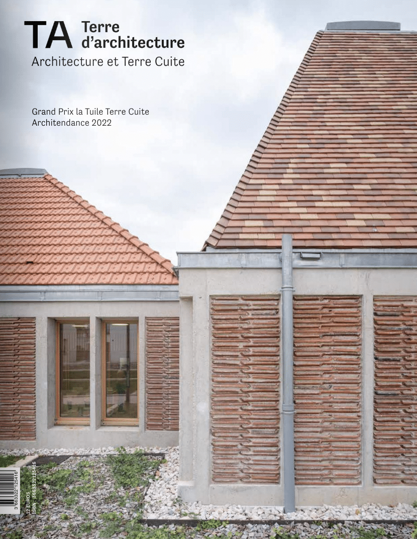 découvrez notre guide complet sur les maisons en terre, explorez les différents types, avantages et prix pour construire ou acheter la maison de vos rêves. informez-vous sur les aspects écologiques, économiques et les subventions possibles dans votre région.