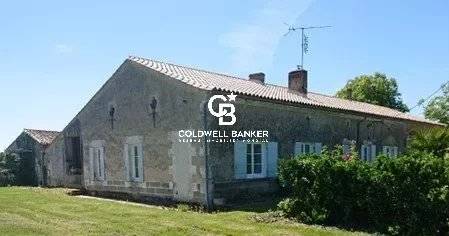 découvrez notre sélection de maisons agricoles, alliant tradition et modernité. profitez d'un cadre naturel unique tout en bénéficiant d'un confort moderne. parfait pour les passionnés de nature et d'agriculture.