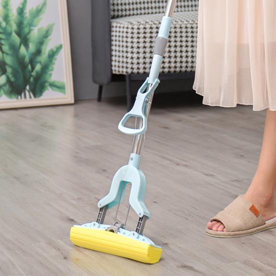 découvrez notre service de nettoyage eau forte, une méthode efficace pour restaurer et entretenir vos œuvres en utilisant des techniques douces. préservez la beauté et la durabilité de vos pièces grâce à notre expertise.