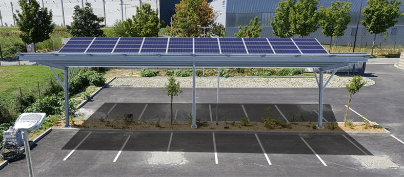 découvrez les avantages des ombrières photovoltaïques, une solution innovante qui transforme vos espaces de stationnement en sources d'énergie renouvelable tout en offrant de l'ombre et de la protection. optez pour une alternative écologique et économique pour alimenter vos besoins énergétiques.