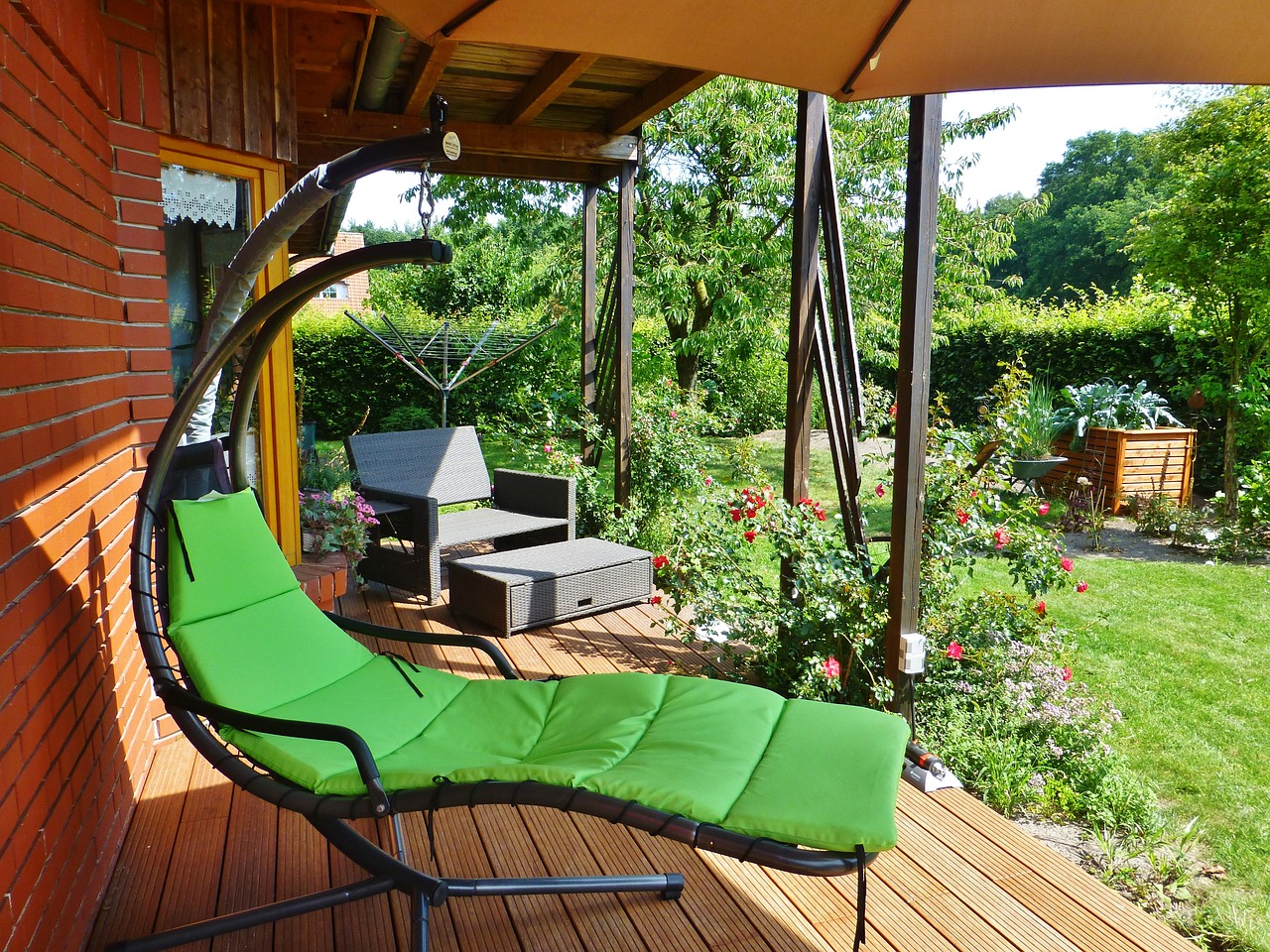 découvrez comment optimiser l'orientation de votre terrasse pour profiter pleinement du soleil tout au long de la journée. nos conseils pratiques vous aideront à créer un espace extérieur agréable et fonctionnel, idéal pour vos moments de détente.