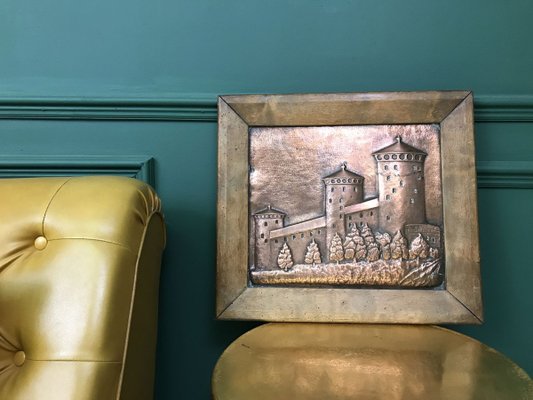 découvrez notre gamme de panneaux en cuivre, alliant esthétisme et robustesse. idéals pour des projets de décoration intérieure ou extérieure, ces panneaux apportent une touche d'élégance tout en garantissant une excellente durabilité. explorez nos designs uniques et transformez vos espaces grâce à la richesse du cuivre.