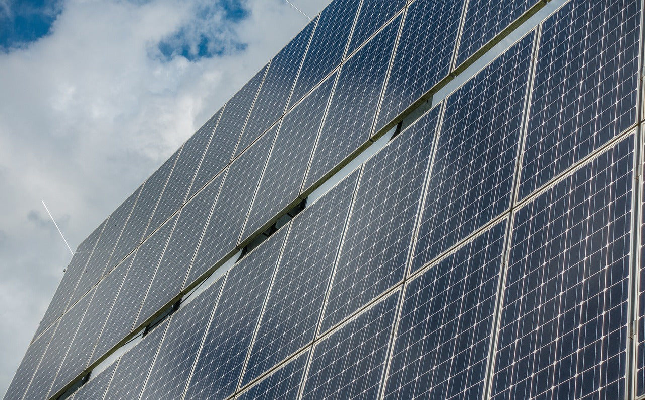 découvrez les panneaux photovoltaïques, une solution écologique et économique pour produire votre propre énergie solaire. optimisez votre consommation d'électricité tout en réduisant votre empreinte carbone grâce à cette technologie innovante.