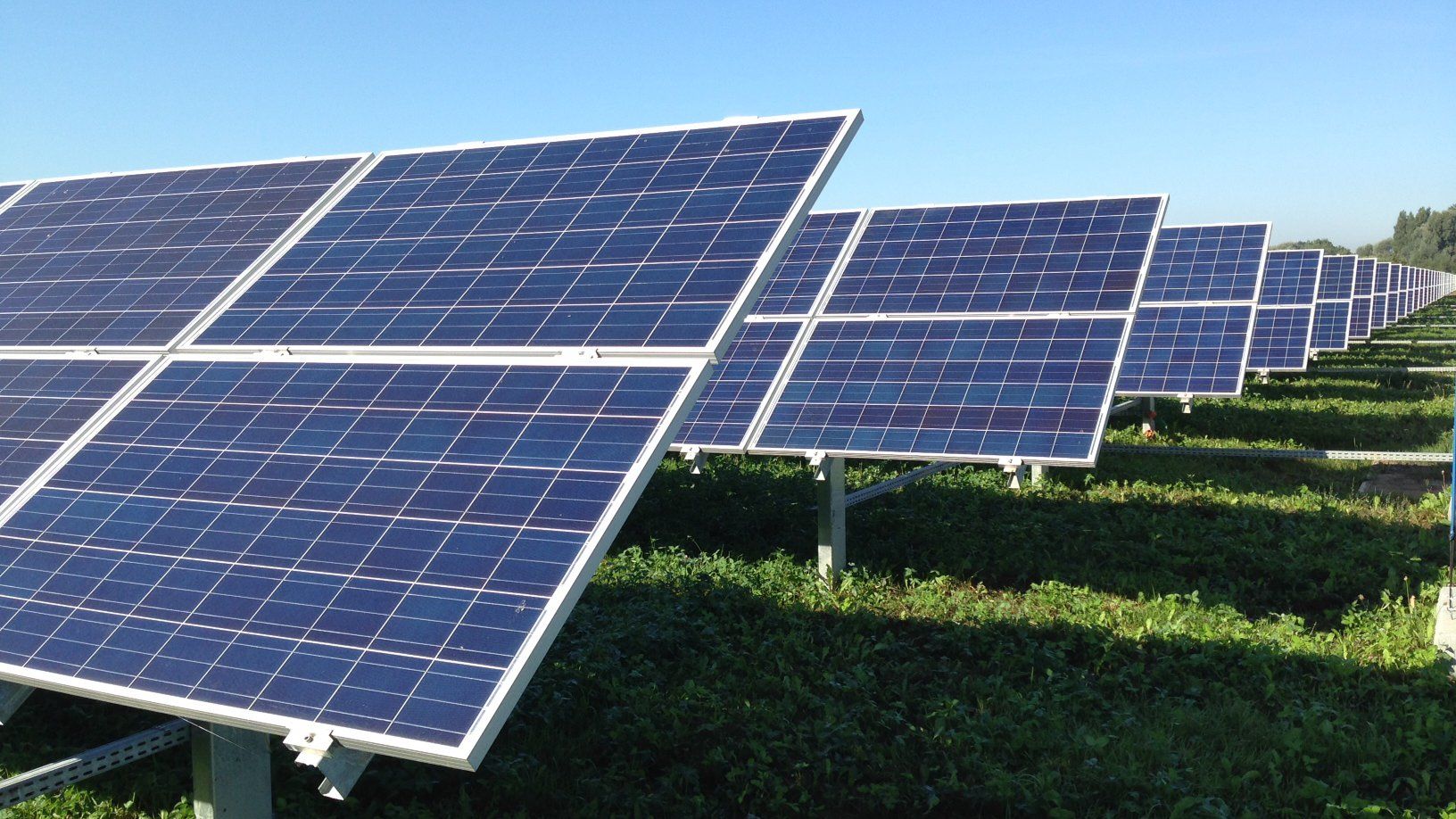 découvrez les avantages des panneaux photovoltaïques pour le nord de la france. maximisez votre production d'énergie solaire, même en région moins ensoleillée, avec des solutions adaptées pour une transition énergétique réussie.