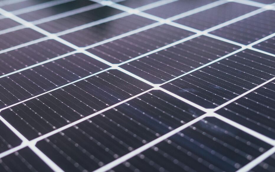 découvrez comment bénéficier d'un panneau solaire à seulement 1 euro grâce à des aides et subventions. réduisez vos factures d'énergie tout en contribuant à la transition écologique. informez-vous sur les avantages et les modalités d'installation.