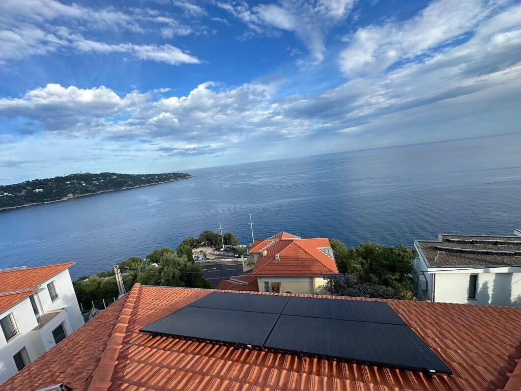découvrez des solutions d'énergie renouvelable avec nos panneaux solaires dans les alpes-maritimes. profitez d'une énergie durable, réduisez vos factures et contribuez à la protection de l'environnement tout en bénéficiant du soleil de la côte d'azur.