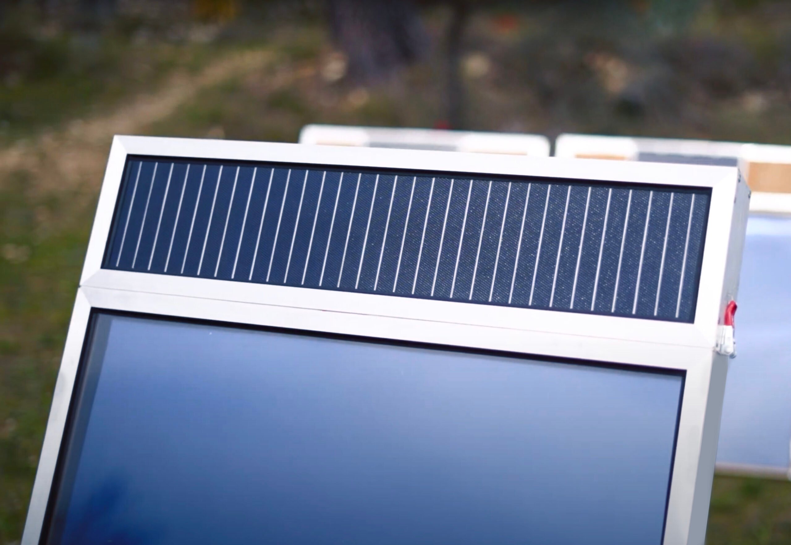 découvrez notre guide complet sur le panneau solaire artisanal : apprenez à concevoir, fabriquer et installer votre propre système photovoltaïque pour profiter d'une énergie renouvelable et durable tout en réduisant votre empreinte carbone.