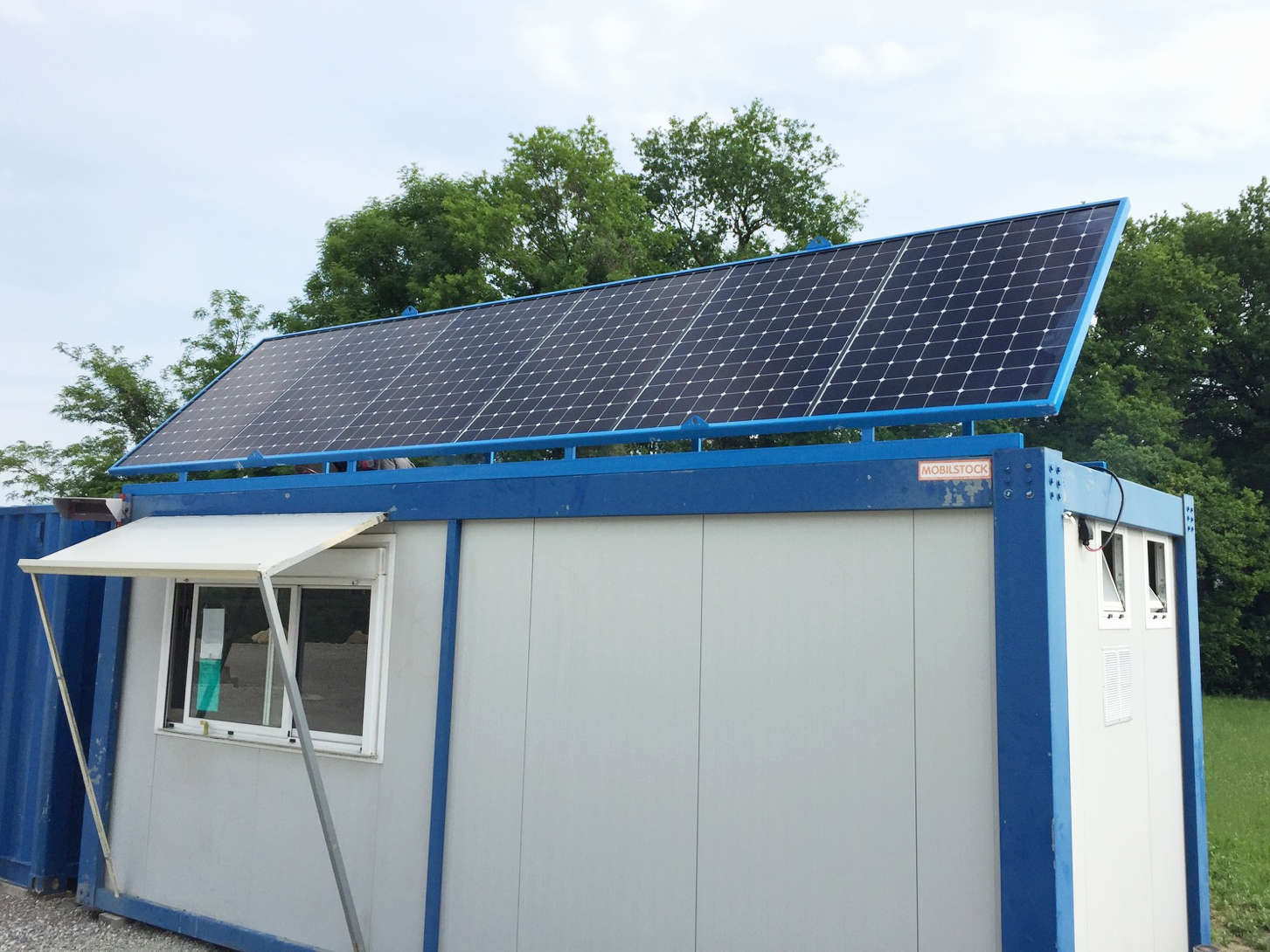 découvrez comment les panneaux solaires peuvent vous offrir une autonomie énergétique grâce à des solutions durables. apprenez à optimiser votre consommation d'énergie tout en réduisant vos factures et votre empreinte écologique.