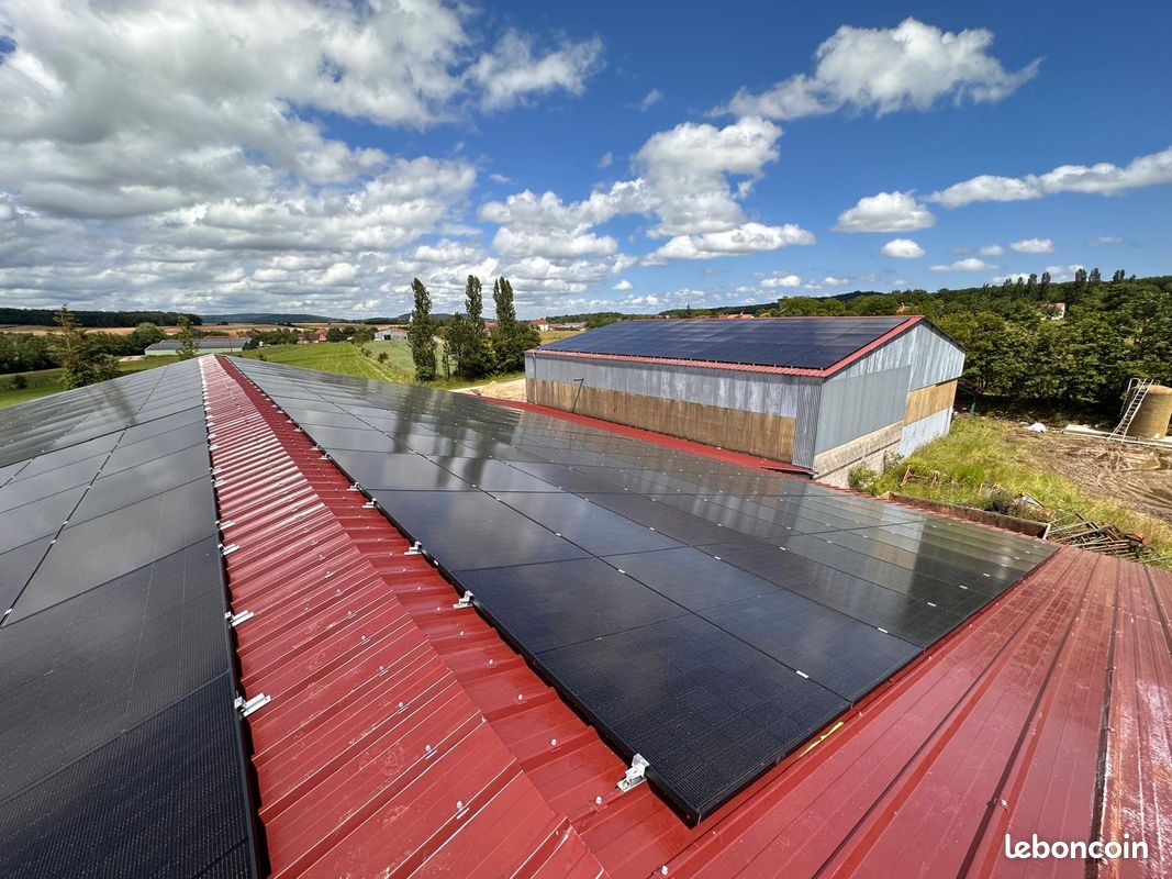 découvrez les avantages des panneaux solaires en auvergne pour un habitat durable et écologique. profitez d'une énergie renouvelable tout en réalisant des économies sur vos factures d'électricité.