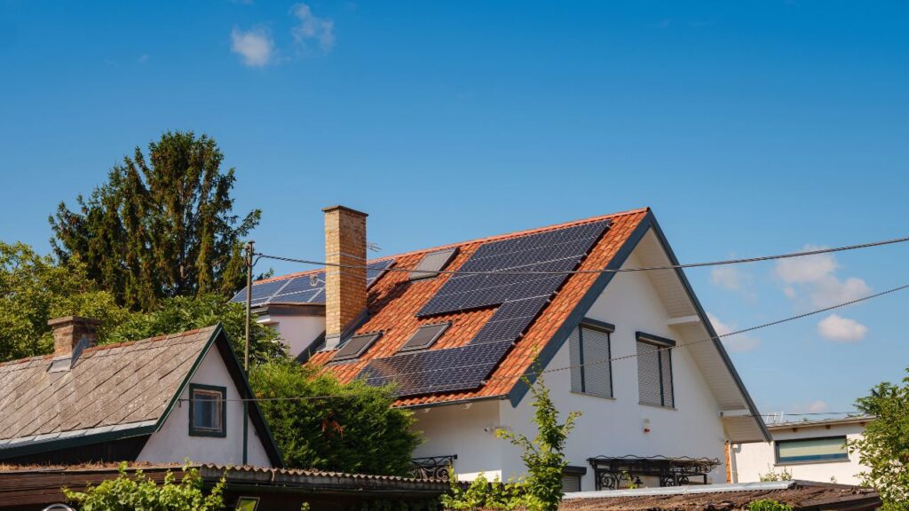 découvrez les avantages et inconvénients des panneaux solaires : économisez sur vos factures d'énergie, réduisez votre empreinte carbone et explorez les limites de cette technologie. informez-vous pour faire le meilleur choix pour votre maison et l'environnement.
