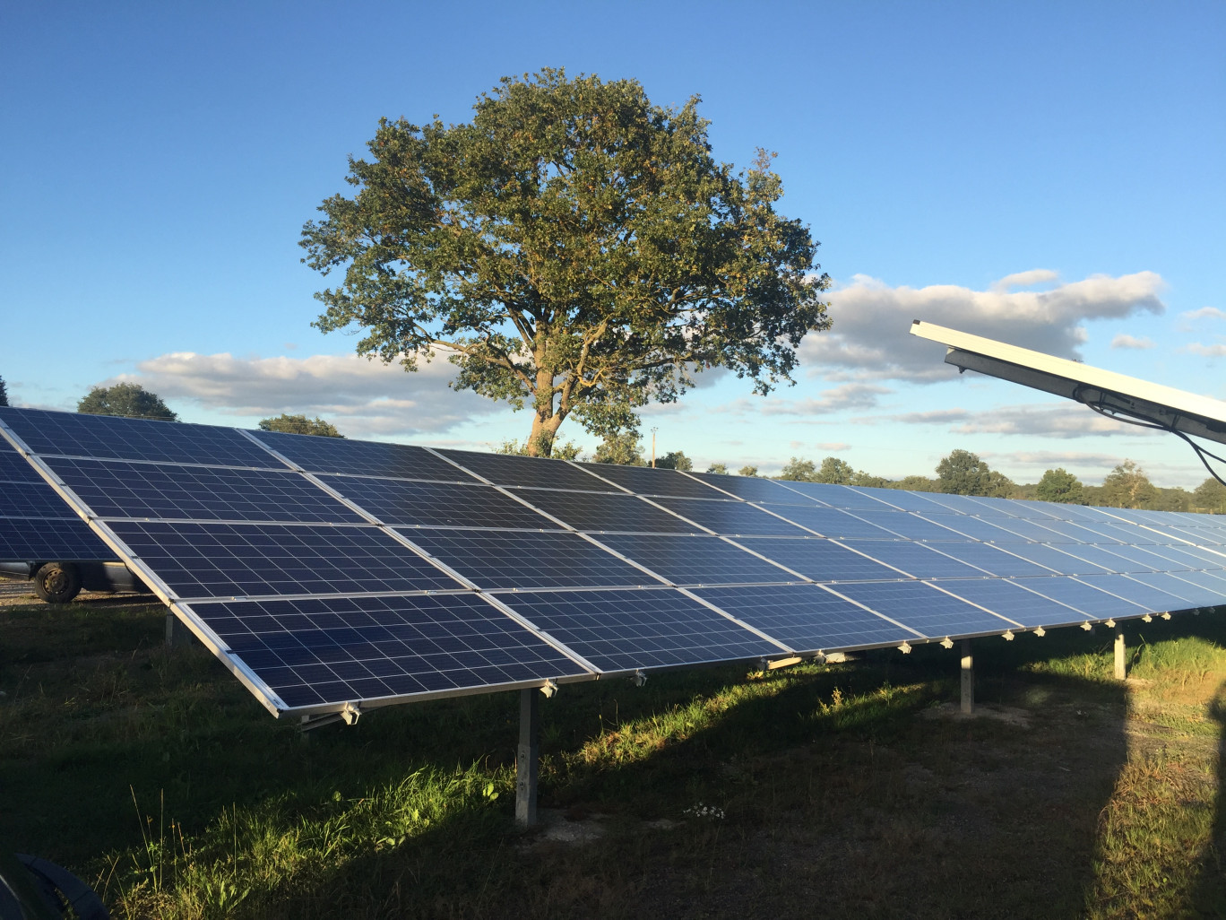 découvrez les panneaux solaires edf, une solution écologique et économique pour produire votre propre électricité. profitez d'une énergie durable et réduisez votre facture d'électricité grâce à l'expertise d'edf dans les énergies renouvelables.