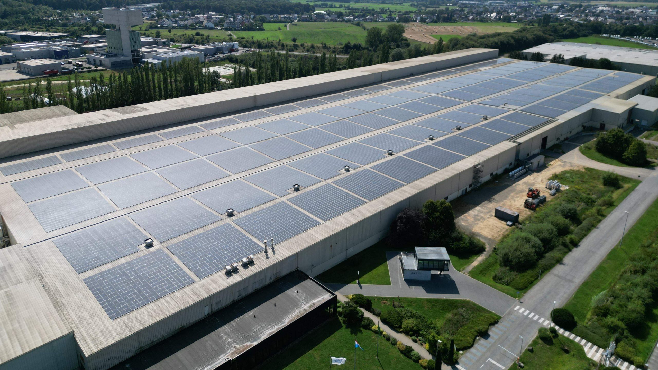 découvrez les avantages des panneaux solaires étatiques pour une énergie durable et accessible. informez-vous sur les subventions, les programmes de soutien et les initiatives gouvernementales pour promouvoir l'énergie solaire en france. transformez votre avenir énergétique grâce aux solutions écoresponsables.