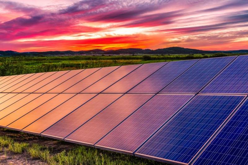 découvrez comment bénéficier d'un panneau solaire gratuit pour réduire vos factures d'énergie tout en contribuant à la protection de l'environnement. informez-vous sur les programmes d'aide et les subventions disponibles pour installer des panneaux solaires chez vous.