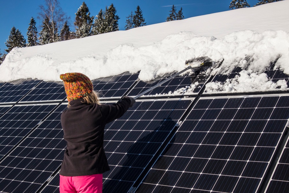 découvrez comment les panneaux solaires fonctionnent en hiver et maximisez votre production d'énergie même par temps froid. apprenez les astuces pour optimiser l'efficacité de votre installation solaire durant la saison hivernale.