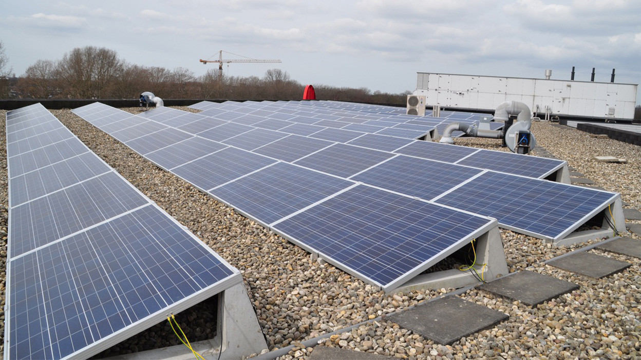 découvrez nos solutions de panneaux solaires en île-de-france (idf) pour une énergie verte et durable. optimisez votre consommation d'électricité grâce à une installation sur mesure, respectueuse de l'environnement. profitez d'une transition énergétique réussie avec nos experts.