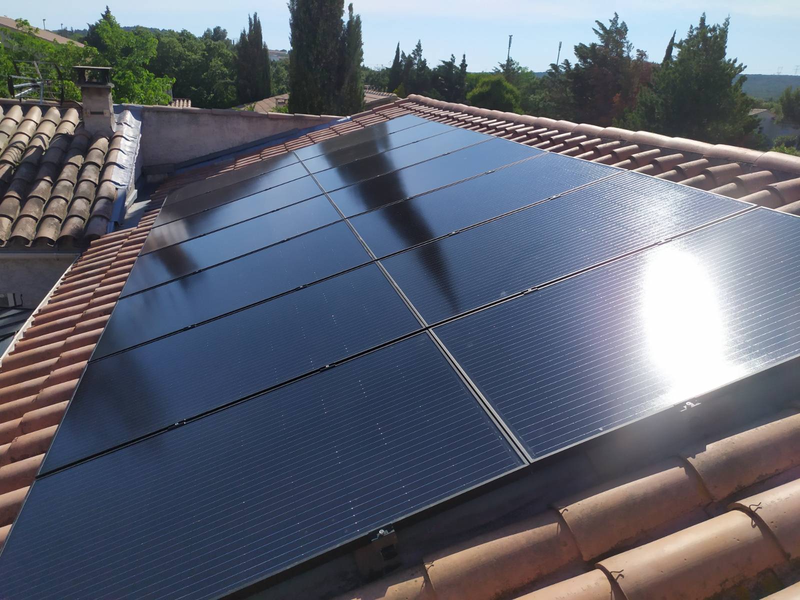 découvrez comment intégrer un panneau solaire dans votre maison pour réduire vos factures d'énergie, augmenter votre autonomie énergétique et contribuer à la préservation de l'environnement. optez pour une solution durable et économique.