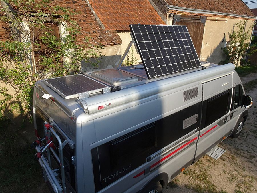 découvrez les panneaux solaires orientables, une solution innovante pour maximiser la capture d'énergie solaire. optimisez votre autonomie énergétique tout en réduisant votre empreinte carbone grâce à cette technologie adaptable aux différentes positions du soleil.