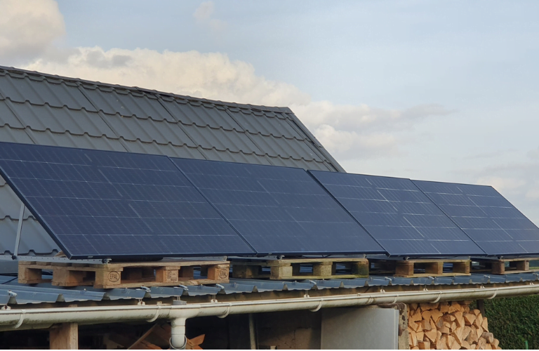 découvrez les solutions écologiques et économiques offertes par les panneaux solaires en picardie. profitez d'une énergie renouvelable et réduisez votre facture énergétique tout en préservant l'environnement. informez-vous sur les avantages, les aides financières et les entreprises locales spécialisées.