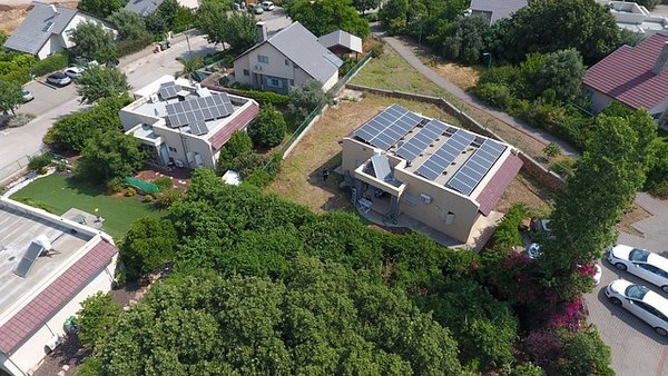découvrez tout sur la puissance en m2 des panneaux solaires et comment optimiser leur efficacité pour votre installation. maximisez votre production d'énergie renouvelable et réduisez vos factures grâce à nos conseils experts.