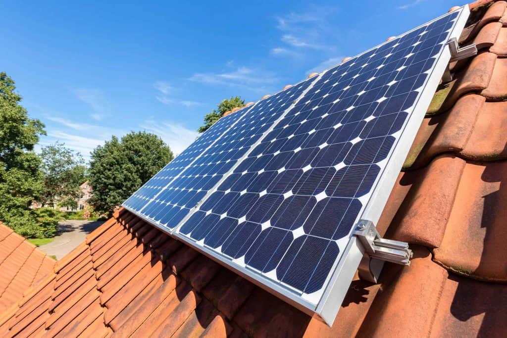 découvrez les avantages des panneaux photovoltaïques pour produire une énergie renouvelable et durable. informez-vous sur leur installation, leur rentabilité et leur impact environnemental. faites le choix d'une électricité verte et réduisez votre empreinte carbone grâce à cette technologie innovante.