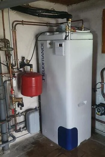 découvrez le ballon solaire, une solution écologique et innovante pour chauffer votre eau tout en réalisant des économies d'énergie. profitez d'un confort optimal tout en respectant l'environnement grâce à cette technologie performante.