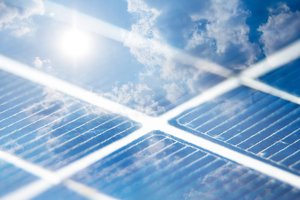 découvrez comment bénéficier de panneaux solaires à seulement 1 euro grâce aux aides gouvernementales et aux solutions innovantes. économisez sur vos factures d'électricité tout en contribuant à la transition énergétique !