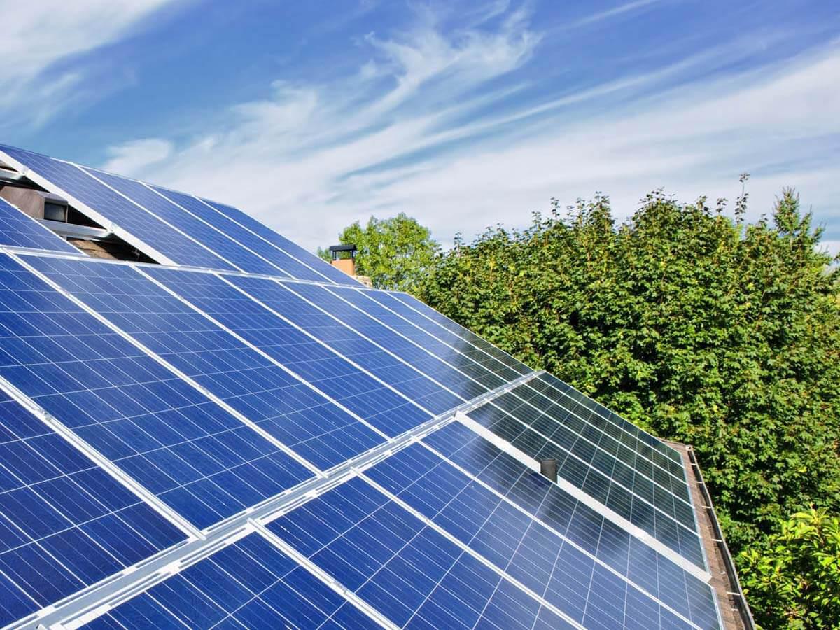 découvrez les avantages des panneaux solaires pour votre maison : énergie renouvelable, réduction des factures d'électricité et impact positif sur l'environnement. optez pour une solution durable et économisez dès aujourd'hui.