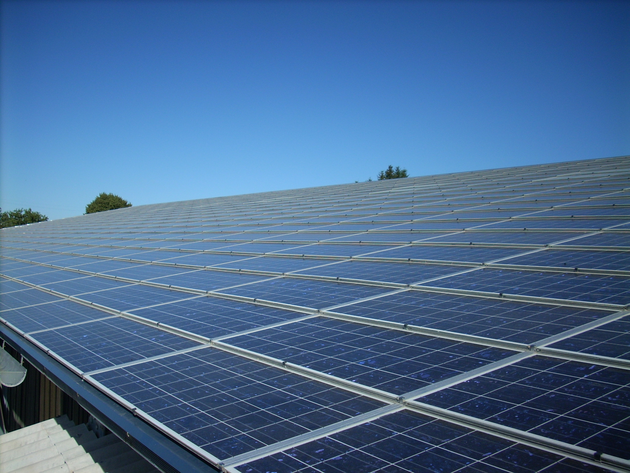 découvrez les avantages des panneaux solaires pour une énergie renouvelable et économique. optez pour des solutions écologiques et réduisez votre facture d'électricité tout en préservant l'environnement.