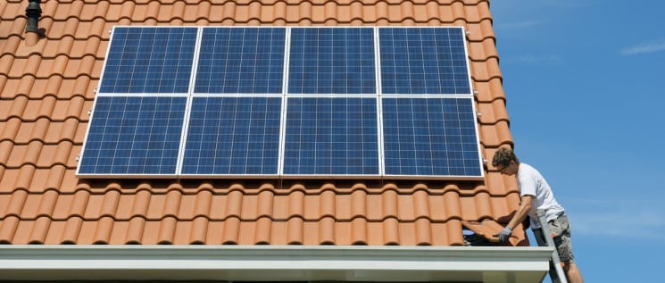 découvrez les prix des panneaux solaires de 9 kw et optimisez vos investissements solaires. comparatif des coûts, avantages et aides disponibles pour réduire votre facture d'électricité et contribuer à un avenir durable.
