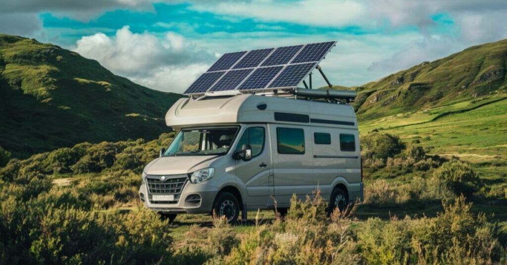 découvrez nos panneaux solaires spécialement conçus pour les camping-cars. profitez d'une autonomie énergétique optimale lors de vos aventures en plein air tout en préservant l'environnement. idéaux pour les voyages, ces systèmes solaires offrent performance et fiabilité.