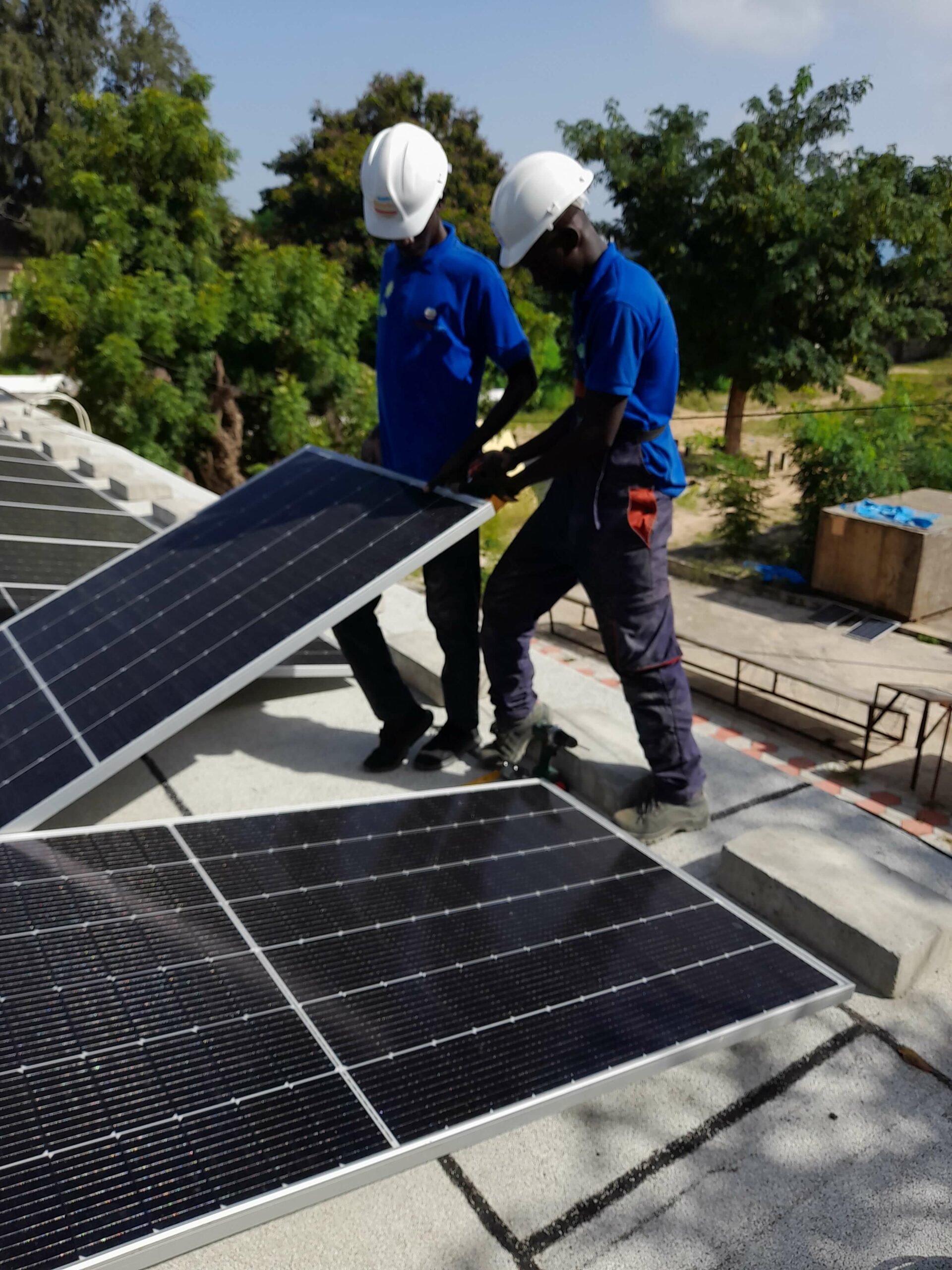 découvrez les avantages des panneaux solaires parallèles pour optimiser votre production d'énergie renouvelable. apprenez comment cette technologie innovante peut booster l'efficacité de votre installation solaire tout en réduisant votre empreinte carbone.