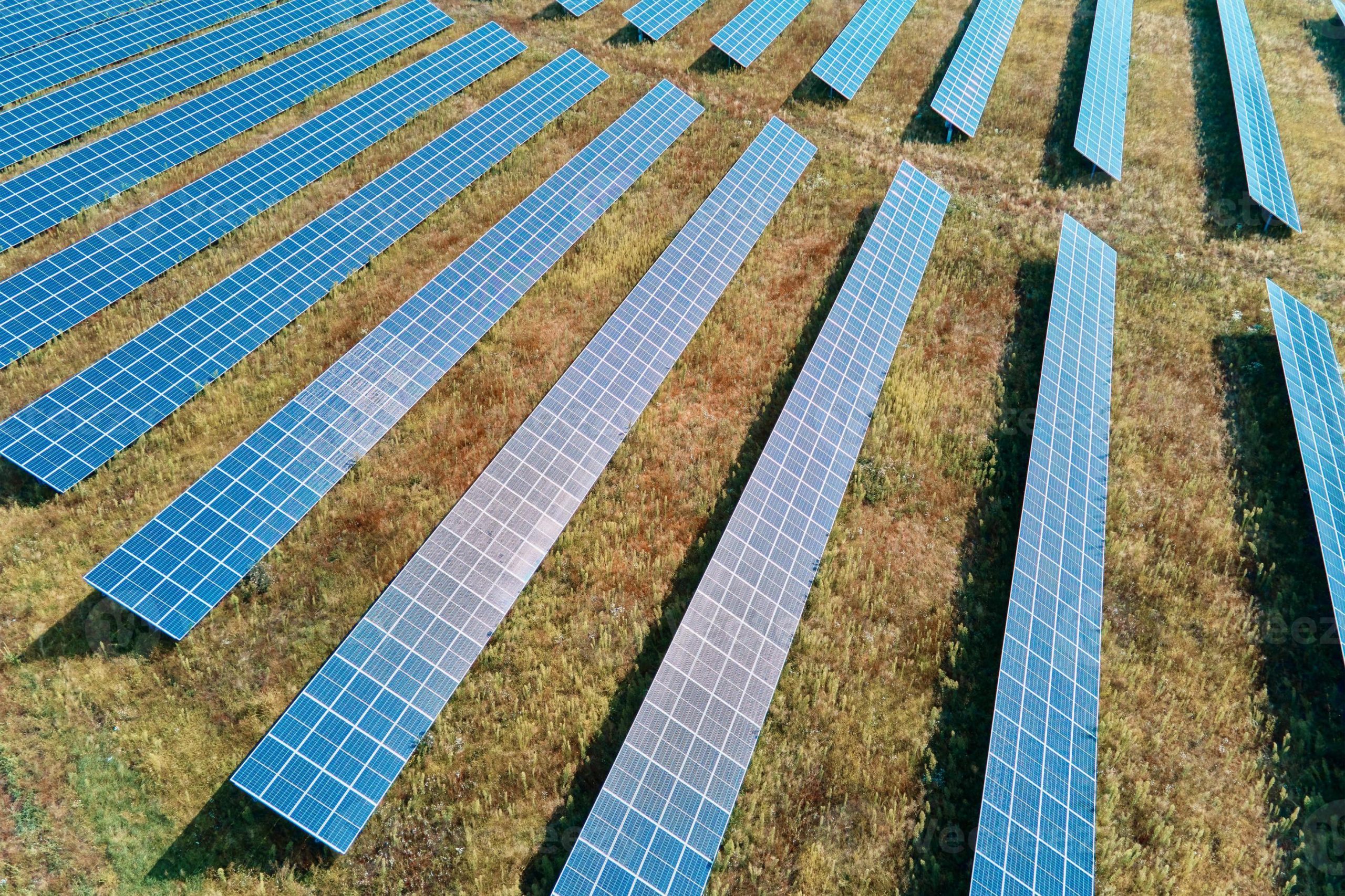 découvrez comment les panneaux solaires peuvent transformer votre terrain en une source d'énergie renouvelable. profitez de l'énergie solaire pour diminuer vos factures d'électricité et contribuer à la protection de l'environnement. explorez les avantages, l'installation et les opportunités offertes par les panneaux solaires sur votre propriété.