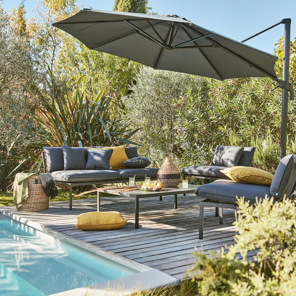 découvrez notre sélection de parasols élégants et résistant, idéals pour protéger vos moments en extérieur du soleil tout en ajoutant une touche de style à votre jardin, terrasse ou balcon.