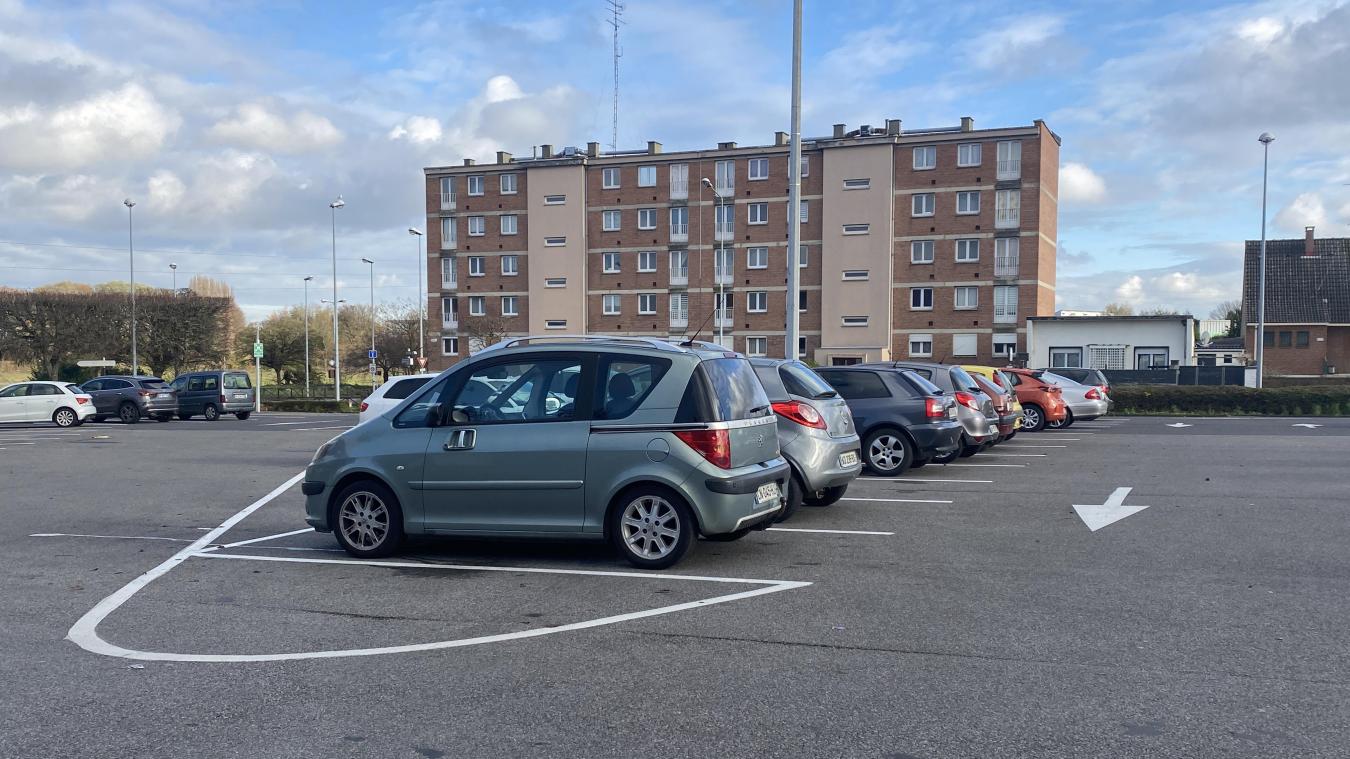 découvrez nos solutions de parking pratiques et sûres, idéales pour tous vos besoins de stationnement. que ce soit pour un usage quotidien ou occasionnel, trouvez l'emplacement parfait près de chez vous.