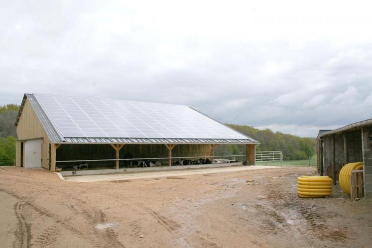 découvrez les avantages du photovoltaïque agricole pour optimiser la production d'énergie sur vos terres. transformez vos espaces agricoles en sources d'énergie renouvelable tout en réduisant vos coûts et en préservant l'environnement.