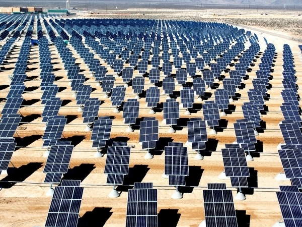 découvrez comment la pollution solaire impacte notre environnement et notre santé. apprenez les causes, les effets et les solutions pour réduire ce phénomène et préserver notre planète.