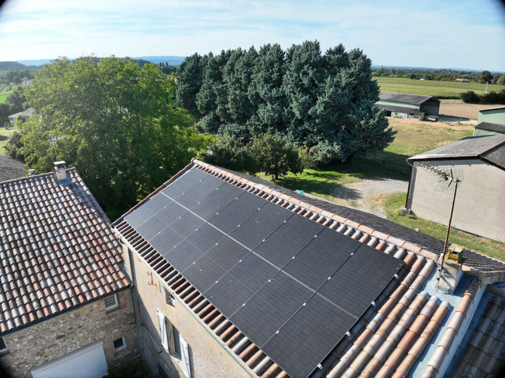 découvrez nos services professionnels de pose de panneaux photovoltaïques pour optimiser votre production d'énergie solaire. profitez d'une installation rapide et efficace, tout en contribuant à un avenir durable et éco-responsable.