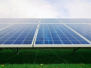 découvrez la prime photovoltaïque en france : un dispositif incitatif pour encourager l'installation de panneaux solaires. informez-vous sur les conditions d'éligibilité, les montants possibles et les avantages fiscaux pour optimiser votre projet énergétique tout en contribuant à la transition écologique.