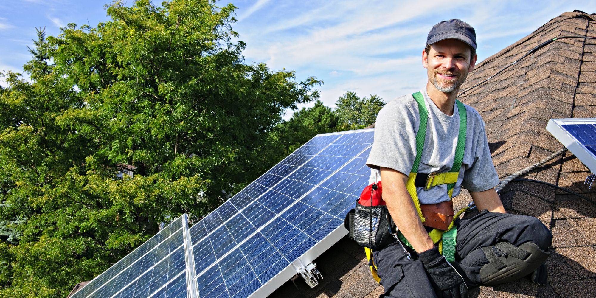 découvrez les primes pour l'installation de panneaux solaires en france ! profitez d'aides financières pour réduire vos coûts et contribuer à la transition énergétique. informez-vous sur les conditions et les démarches à suivre pour bénéficier de ces subventions.