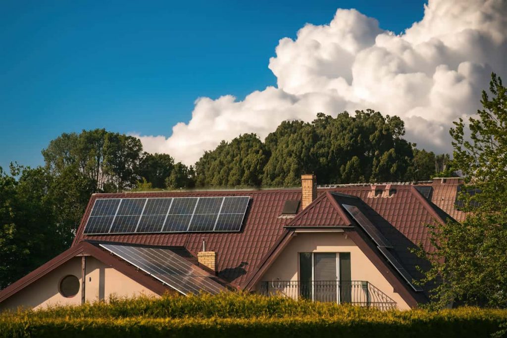découvrez la prime photovoltaïque, une aide financière pour soutenir l'installation de panneaux solaires chez vous. profitez de cette opportunité pour réduire vos factures d'électricité tout en contribuant à la transition énergétique. informez-vous sur les conditions d'éligibilité et les démarches à suivre pour bénéficier de cette aide.