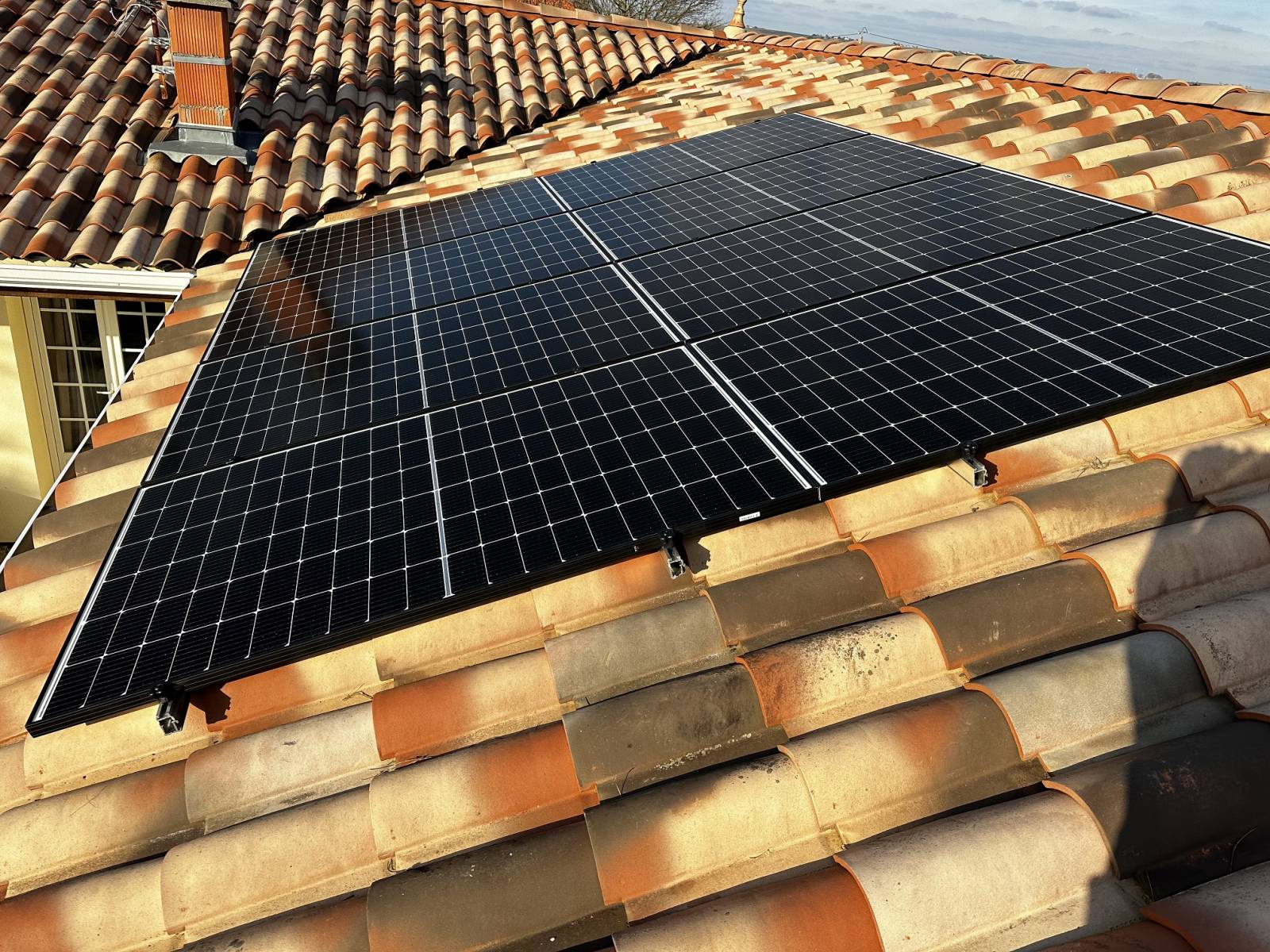 découvrez la prime photovoltaïque, une aide financière pour encourager l'installation de panneaux solaires. profitez d'un soutien pour réduire vos dépenses énergétiques et investir dans une énergie renouvelable durable. informez-vous sur les conditions d'éligibilité et les démarches à suivre pour bénéficier de cette aide.