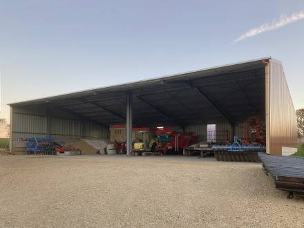 découvrez les prix des bâtiments agricoles adaptés à vos besoins. comparez les différentes options, matériaux et tailles pour faire le meilleur choix pour votre exploitation. obtenez des conseils d'experts et des informations sur les aides disponibles pour financer vos projets agricoles.