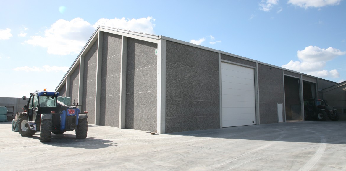 découvrez les prix de construction d'un hangar adaptés à vos besoins. obtenez des estimations détaillées et des conseils pour optimiser votre budget tout en garantissant qualité et durabilité.