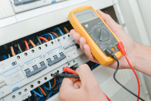 découvrez les estimations des prix de l'électricité pour une maison de 200m². obtenez des conseils pratiques pour optimiser votre consommation et réduire vos coûts énergétiques. comparez les offres et faites des choix éclairés pour votre facture d'électricité.