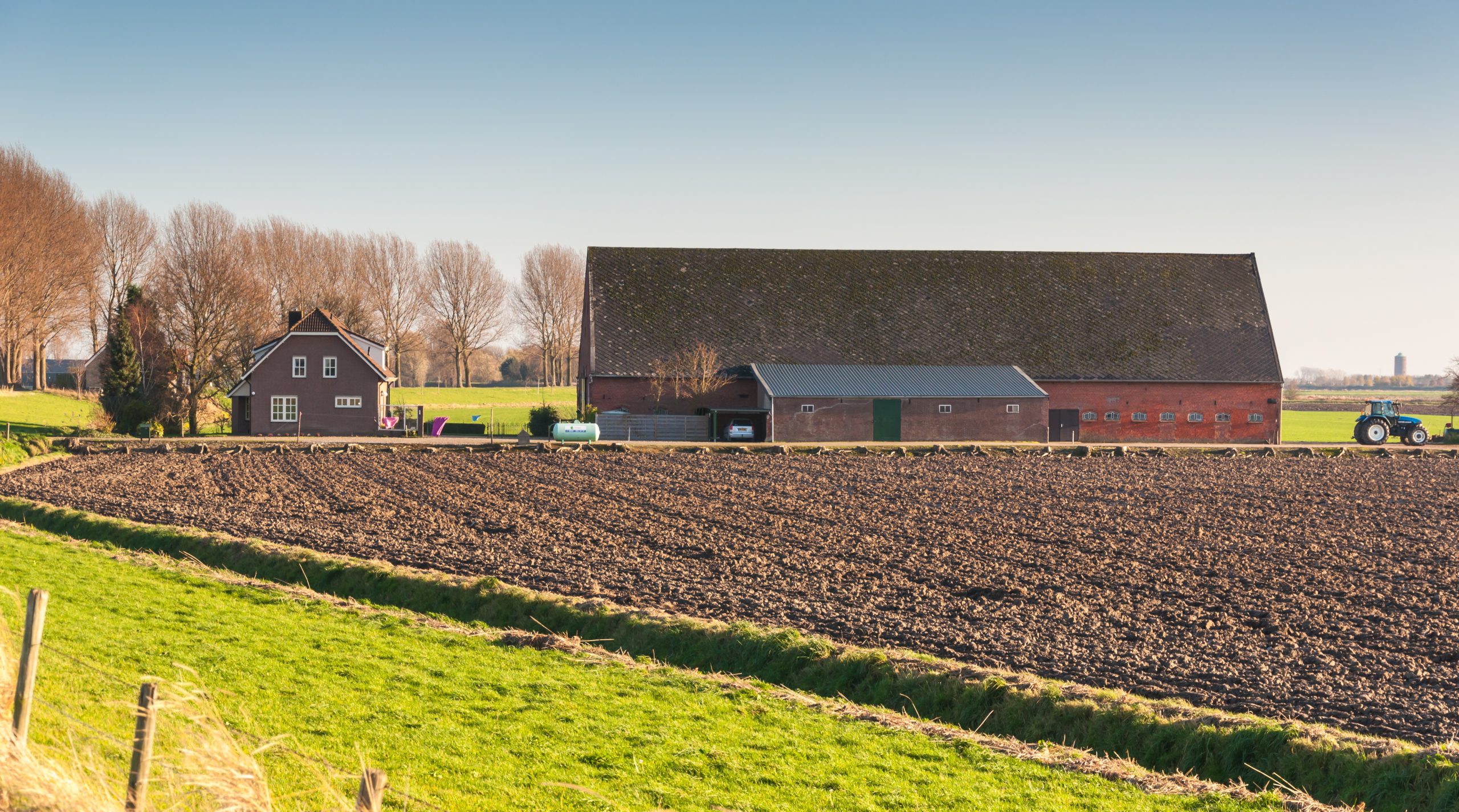 découvrez les prix de location des terres agricoles en normandie. informez-vous sur les différentes options disponibles, les tendances du marché et les facteurs influençant les tarifs pour optimiser vos investissements agricoles.