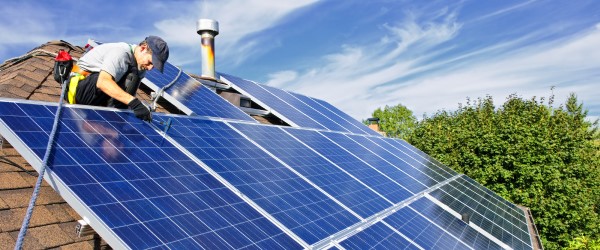 découvrez les prix des panneaux photovoltaïques et comment ils peuvent transformer votre consommation d'énergie. comparez les coûts, les aides disponibles et faites le meilleur choix pour un avenir durable.